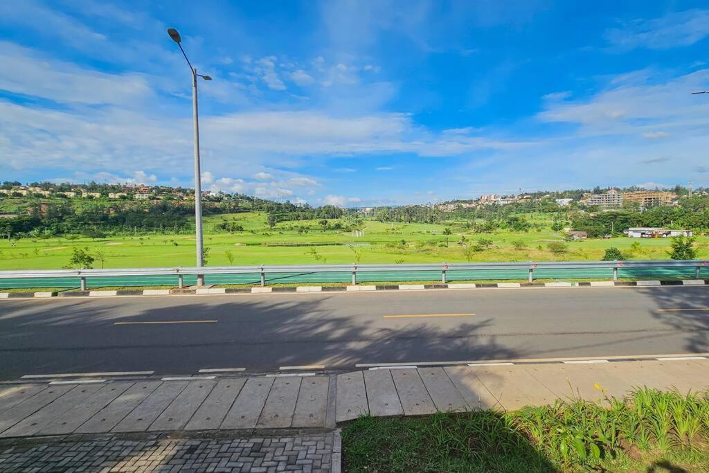 Complete 4-Bedroom House Facing Kigali Golf Course Exterior foto